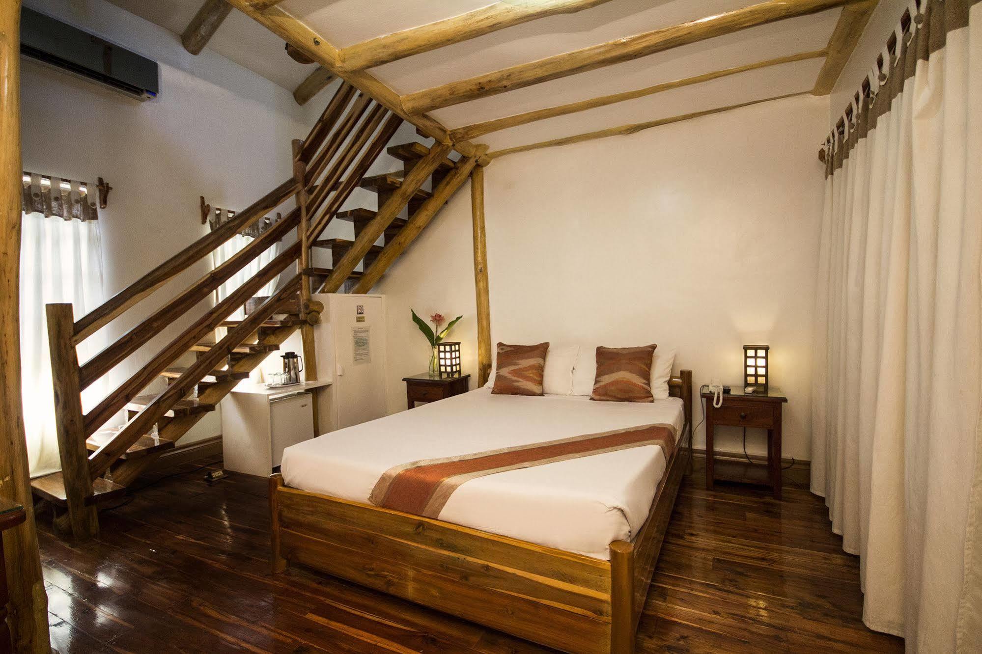 Palo Alto Bed & Breakfast Puerto Princesa Екстер'єр фото